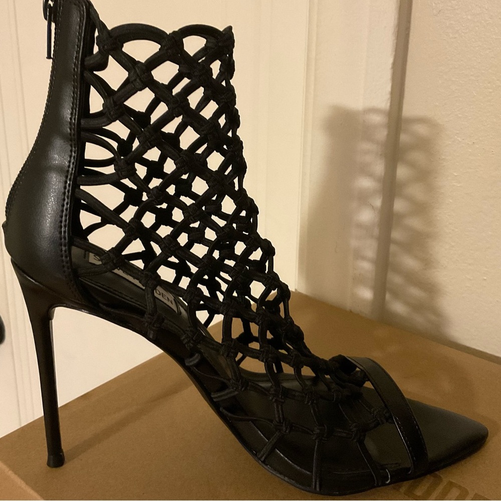 Steve Madden high heel sandal size 9